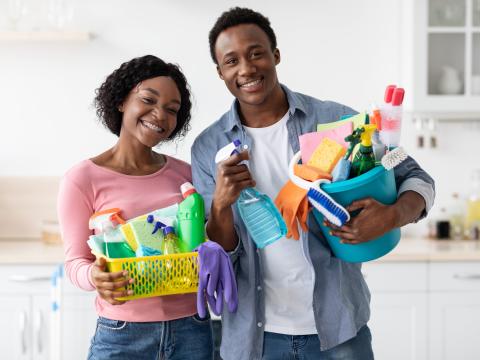 springcleaningcouple