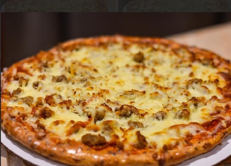 The Deli Barn Pizza